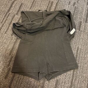 PINK Victoria's Secret Charcoal Skort